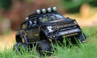Машинка колекционная пикап Ford Raptor,с мотоциклом,батарея, мініатюра 9